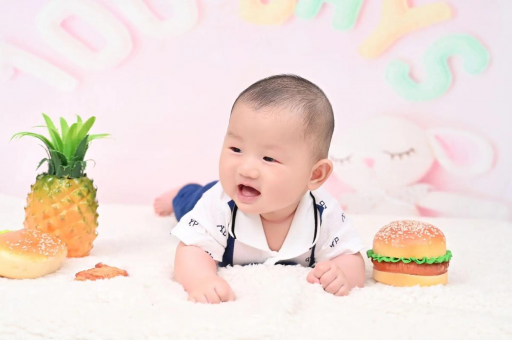 云南宝宝发烧膝盖疼